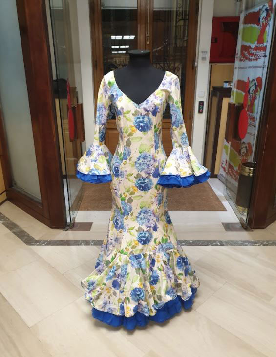 Cheap Flamenco Dresses on Sale. Mod. Salomé. Size 40